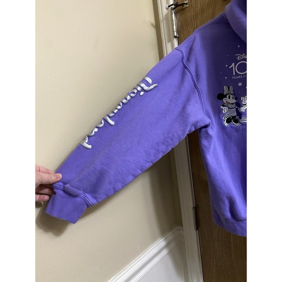 Disneyland 100 Years Of Wonder Purple Embroidered Hoodie Size S Mickey Mouse - Picture 10 of 16